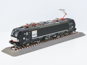 roco-70321-dc-70322-dcc-sound-78322-ac-sound-2065-2.jpg